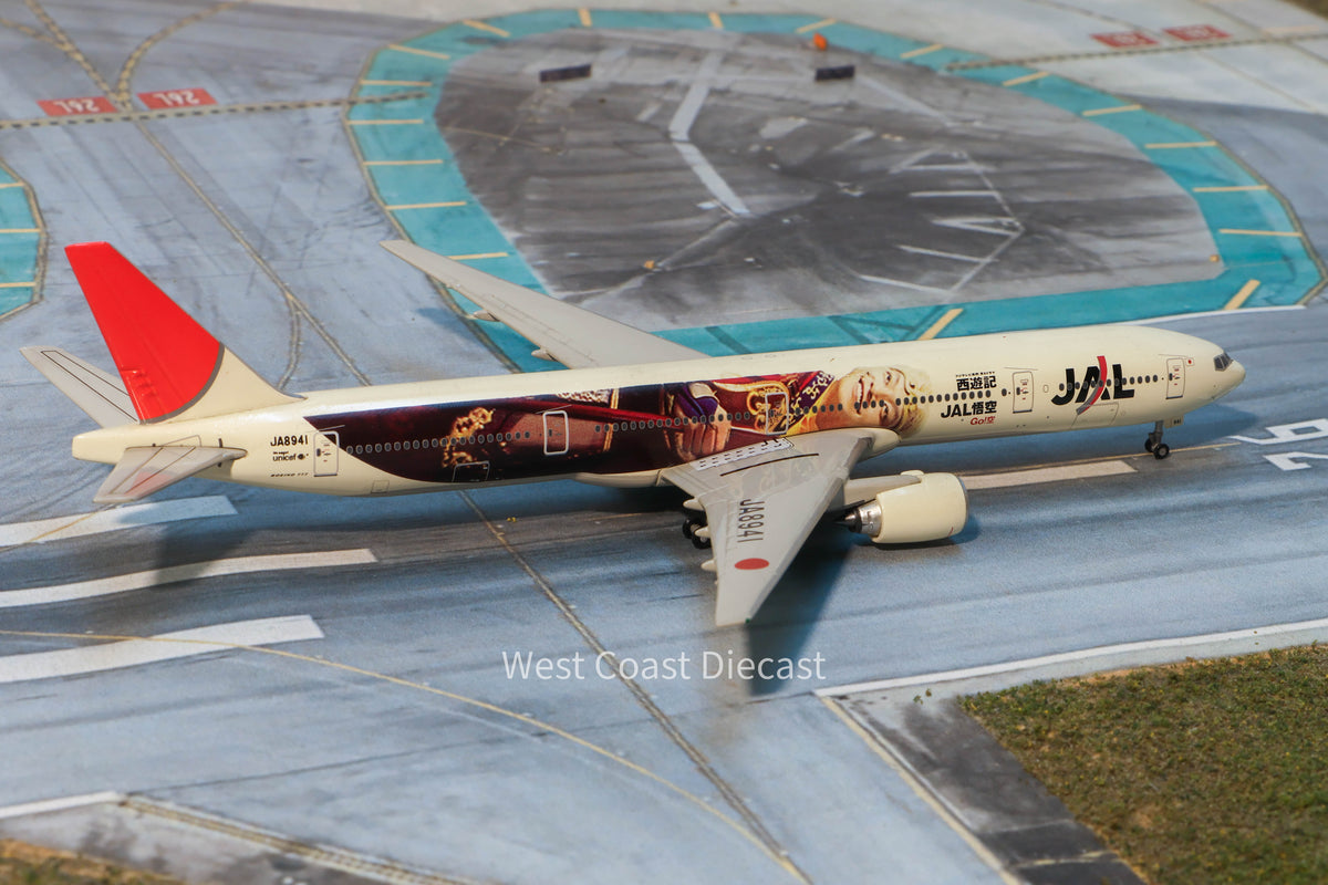 Phoenix Models Japan Airlines JAL Boeing 777-300ER 