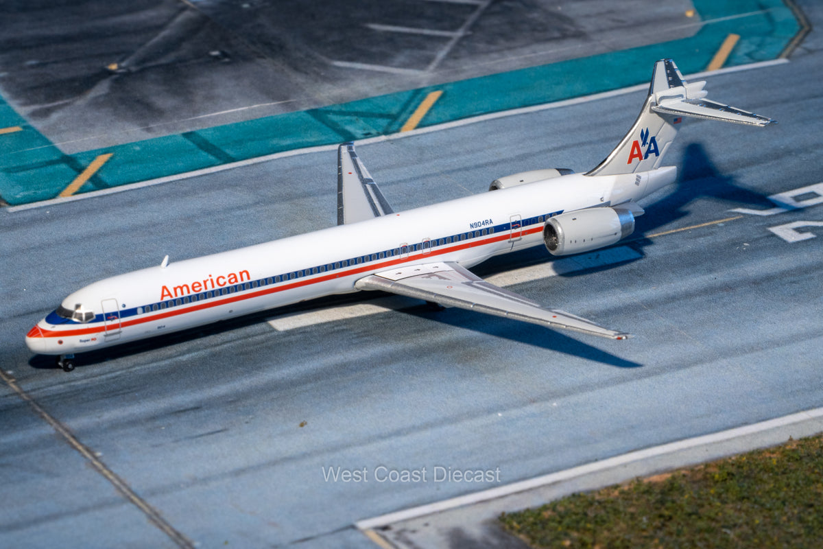 希少　模型飛行機　アラスカ航空　マクドネル　ダグラス　MD-80　MD-90 本命ギフト 希少 模型飛行機 アラスカ航空 マクドネル ダグラス