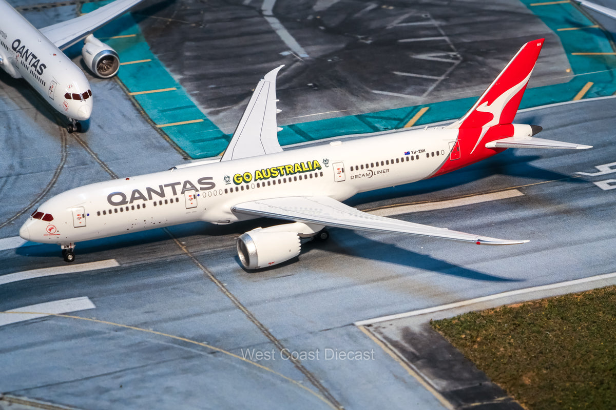 July Release AV400 Qantas Boeing 787-9 Dreamliner 