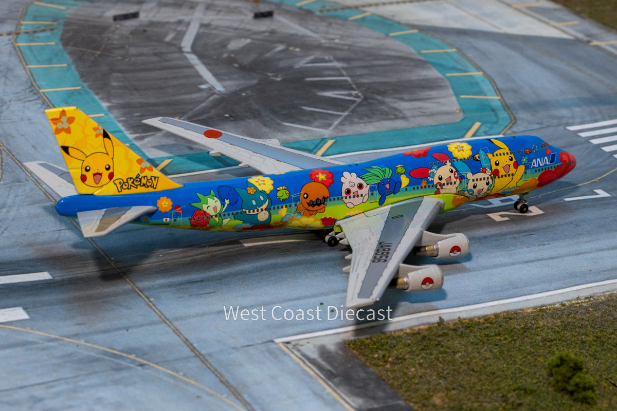 Blue Box ANA Boeing 747-400D 
