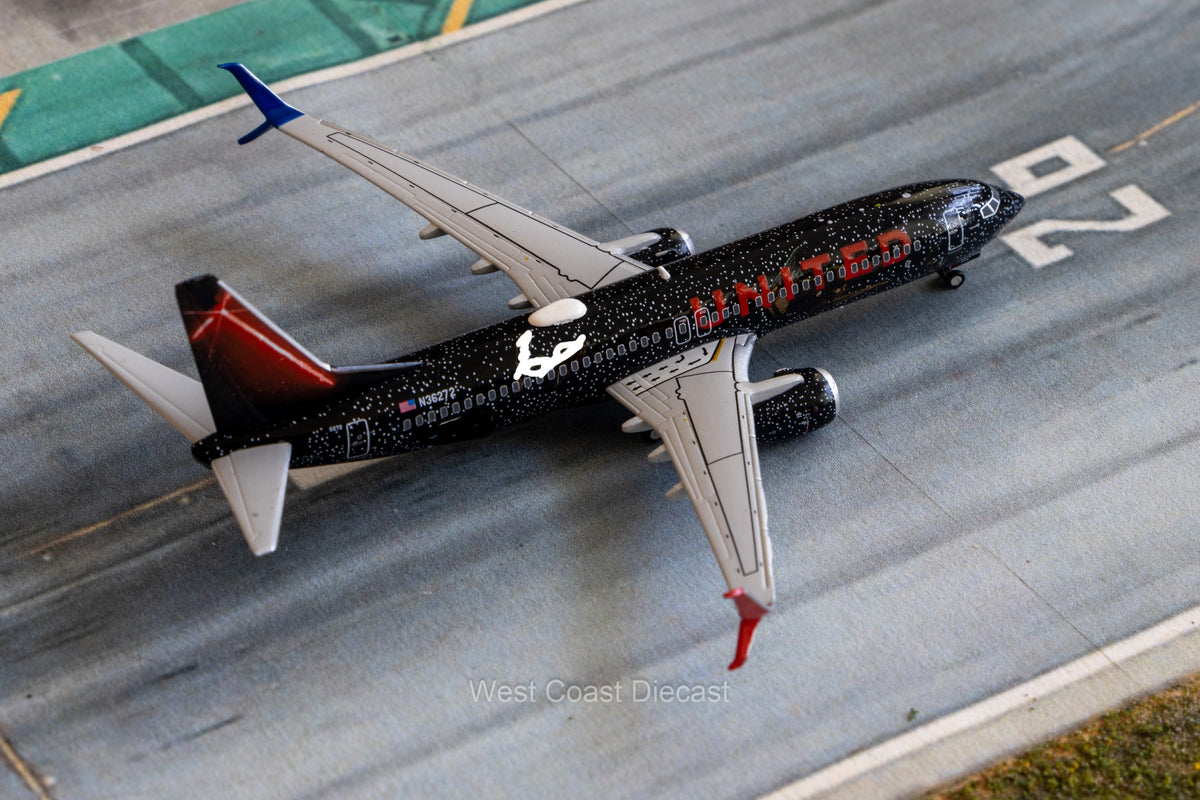 JC Wings United Airlines Boeing 737-800 N36272 – West Coast