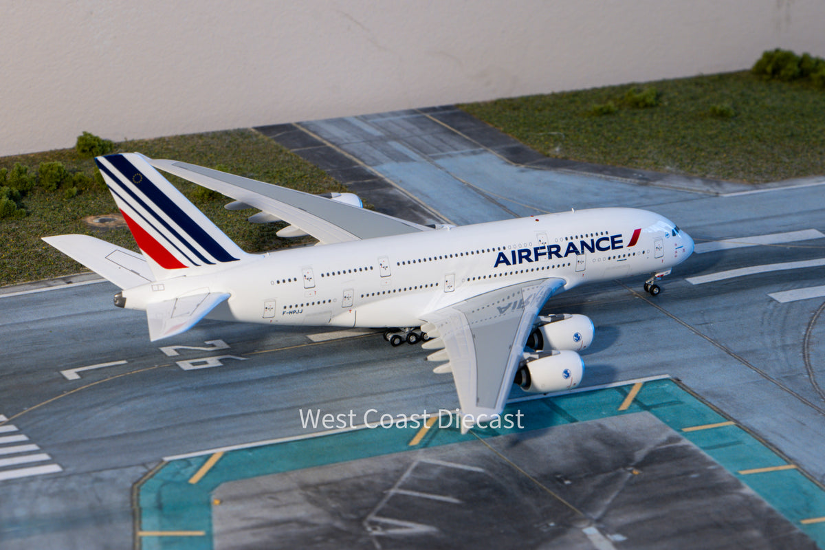 May 2025 Release AV400 Air France Airbus A380 “New Livery” F-HPJJ