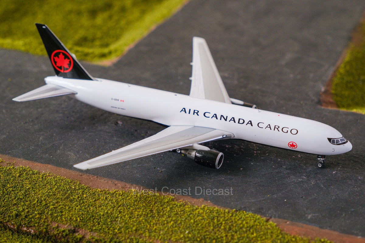 RESTOCK* Phoenix Models Canadian Airlines Boeing 767-300ER Chevron L –  West Coast Diecast LTD