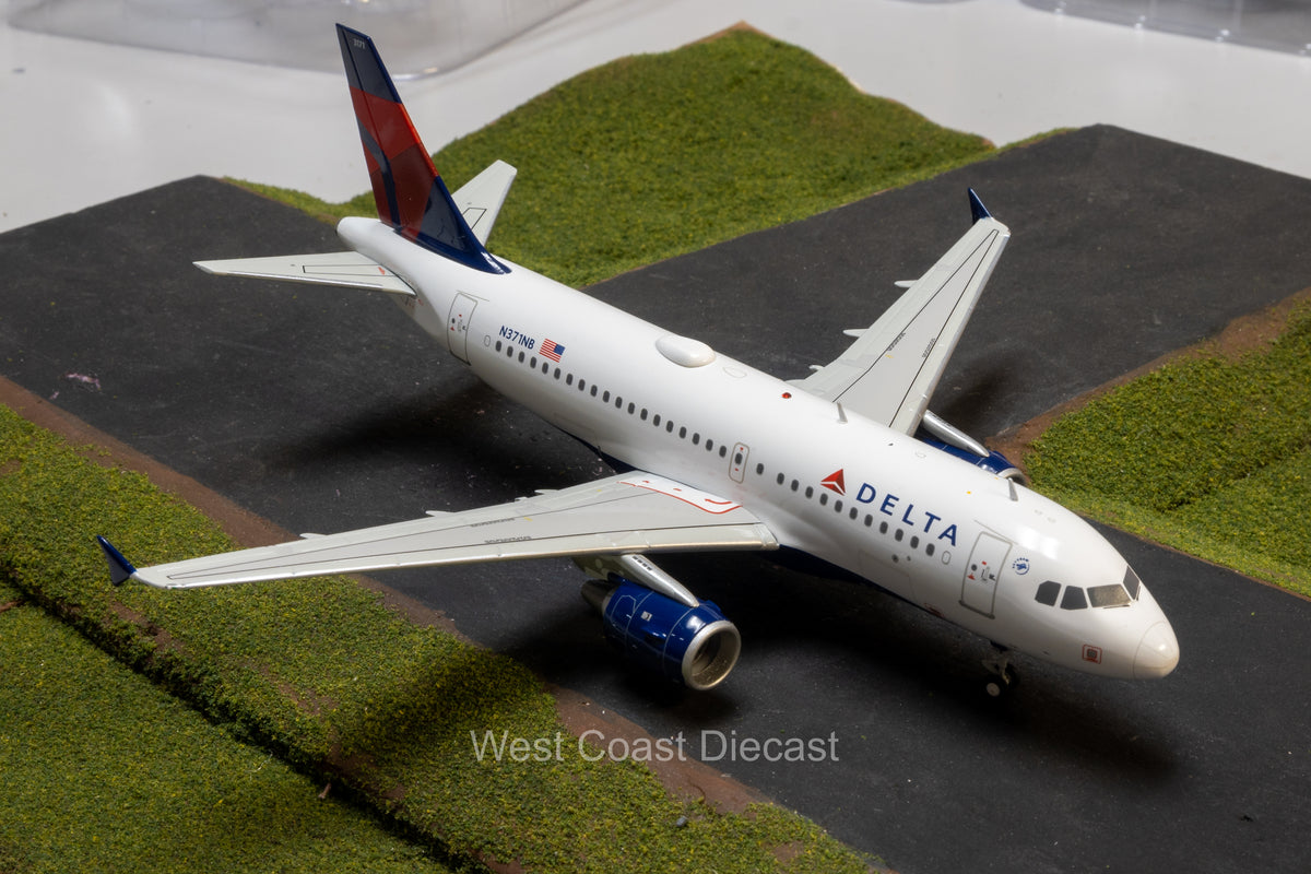 Gemini Jets Delta Airbus A319 N371NB - 1/200 – West Coast Diecast LTD