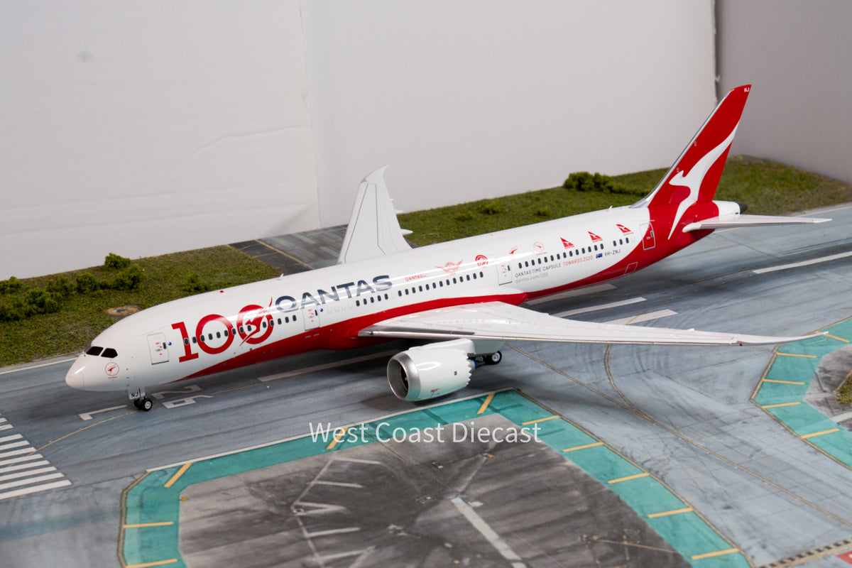 Inflight 200 Qantas Boeing 787-9 Dreamliner 