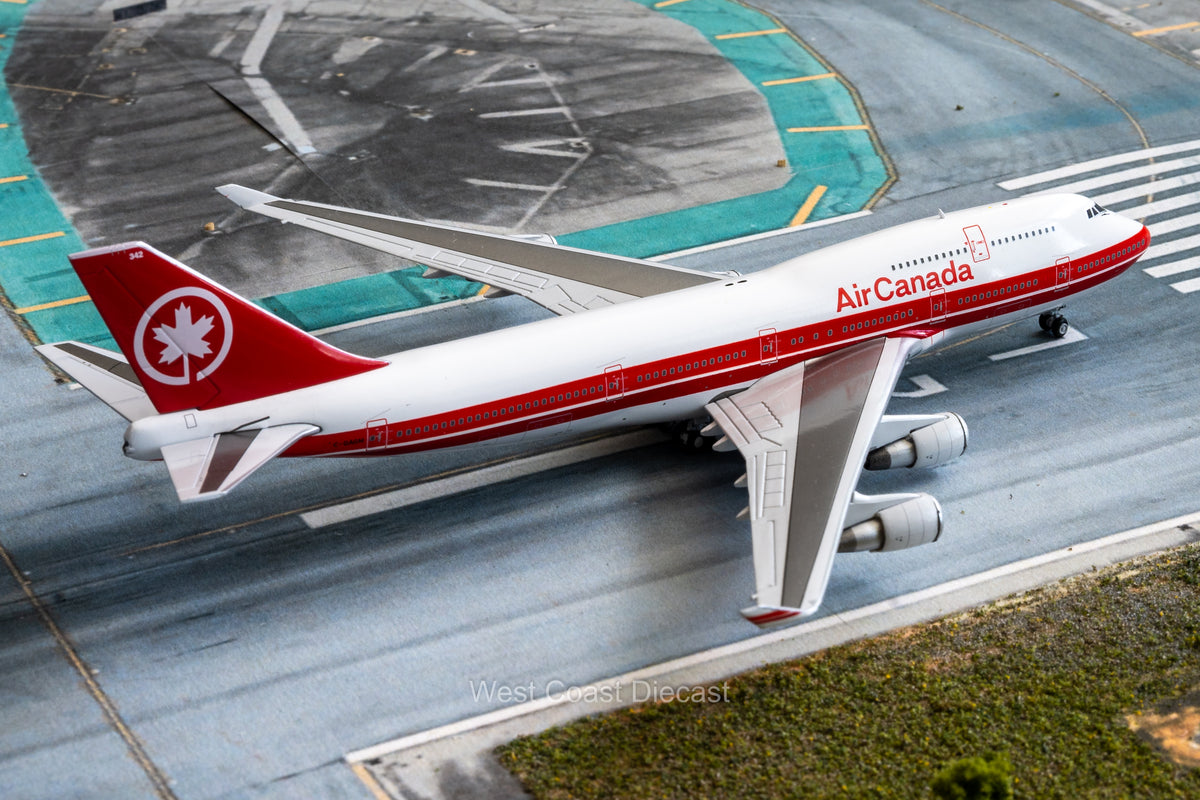 JC/SL Wings Air Canada Boeing 747-400 “Red Livery” C-GAGM – West