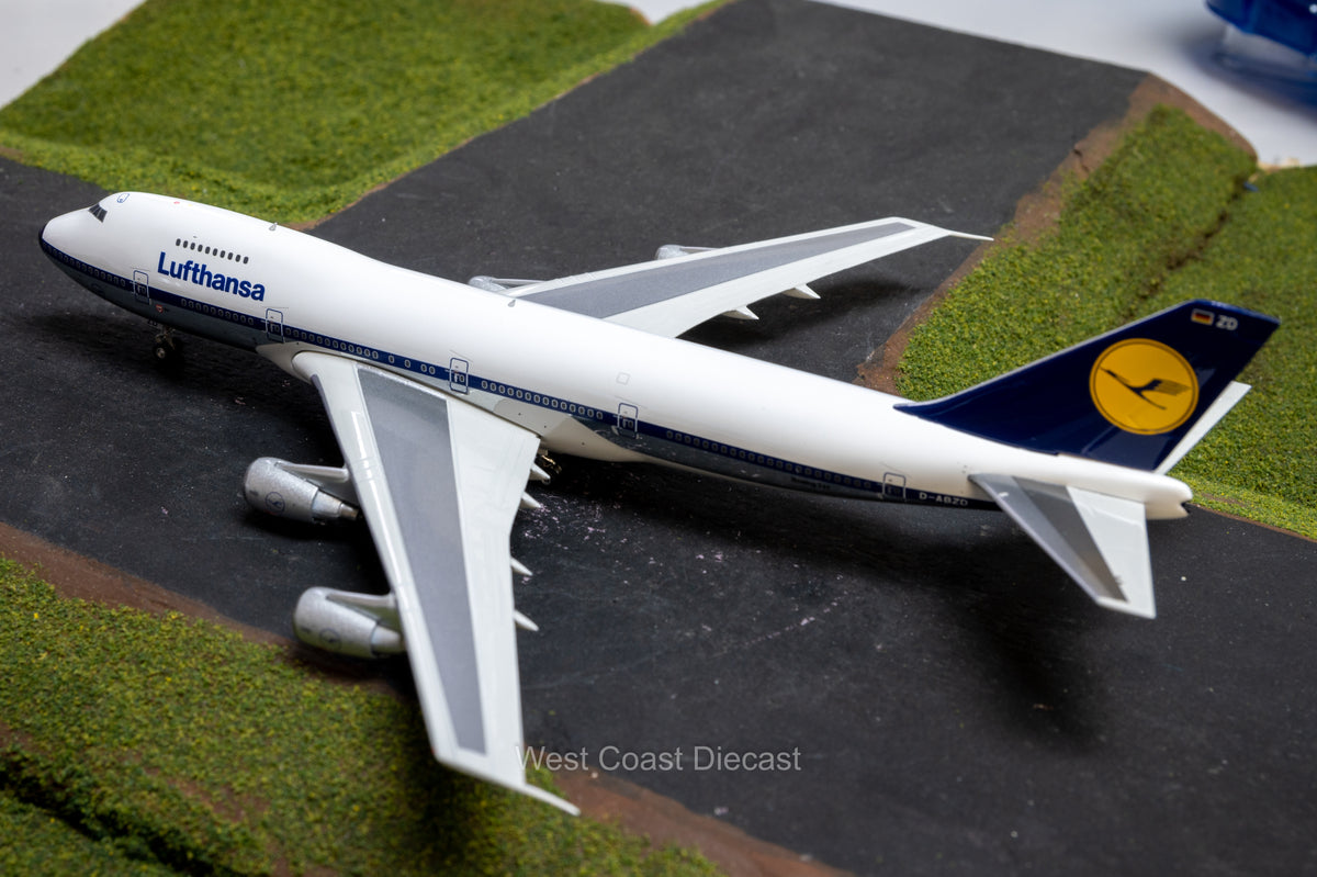 July Releases Phoenix Models Lufthansa Boeing 747-200 “Polished” D-ABZ