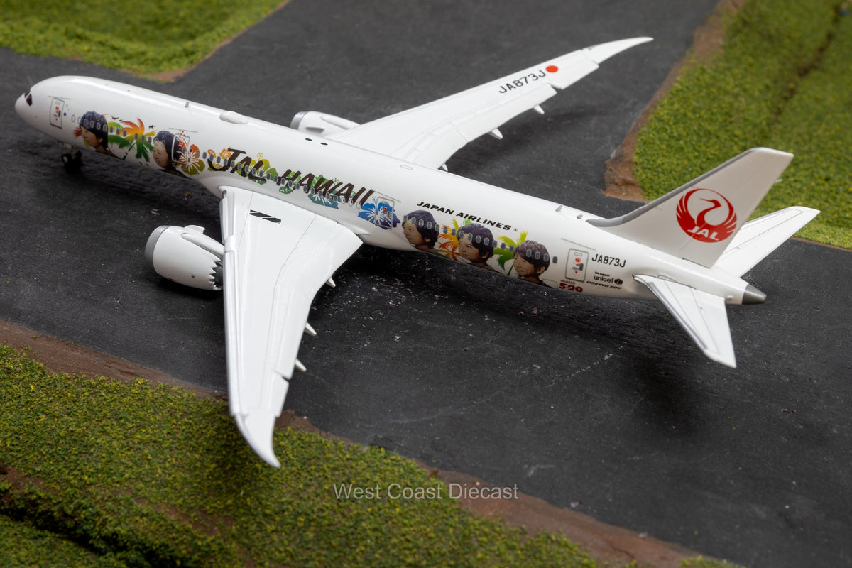 JC Wings JAL Japan Airlines Boeing 787-9 Dreamliner 