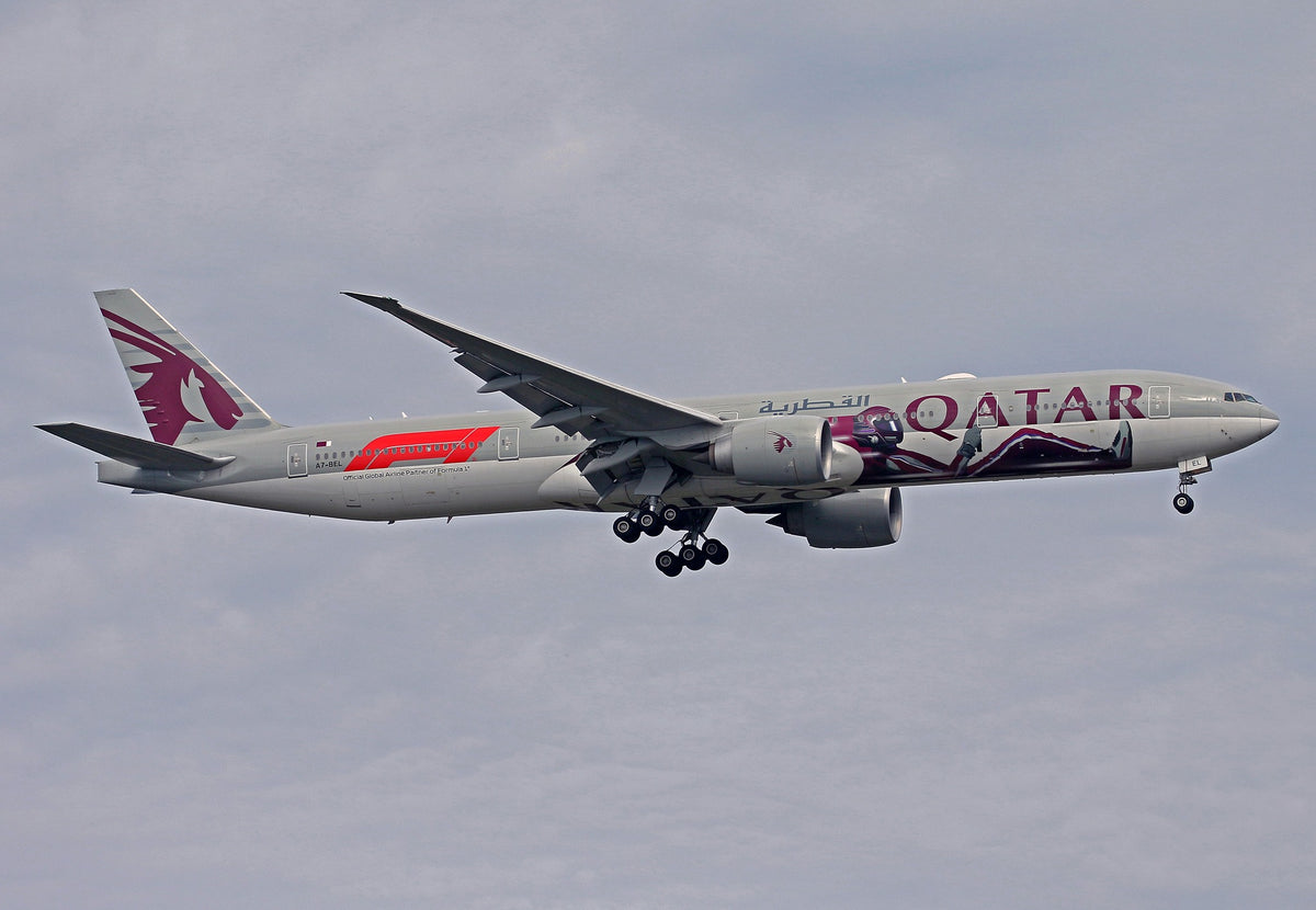 SALE＆送料無料 レア カタール航空 Qatar Boeing777-300ER ワールド