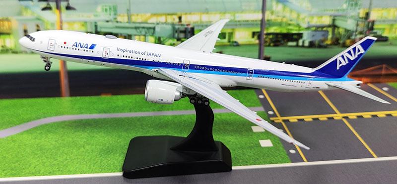 August 2025 Release AV400 ANA Boeing 777-300ER JA795A – West