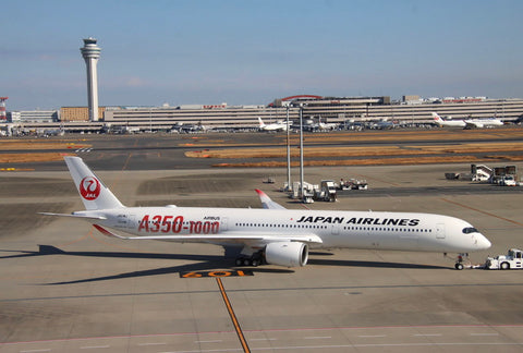 April Release Phoenix Models Japan Airlines Airbus A350-1000 JA01WJ - Pre Order