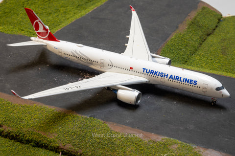 AV400 Turkish Airways Airbus A350-900 “New Livery” TC-LGL