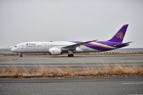 August 2025 Release Phoenix Models Thai Airways Boeing 787-9 HS-TWC - Pre Order