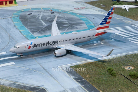 September 2025 Release NG Models American Airlines 737-800 N927NN - 1/200