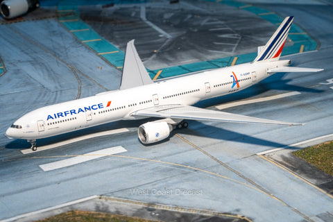 November Release NG Models Air France Boeing 777-300ER "Paris JO 2024 Sticker" F-GZNP