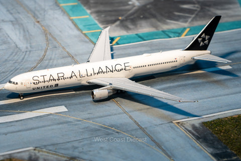 October Release JC Wings United Airlines Boeing 767-400ER "Star Alliance" N76055