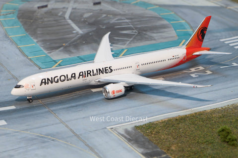 October 2025 Release Phoenix Models TAAG Boeing 787-10 Dreamliner D2-TET
