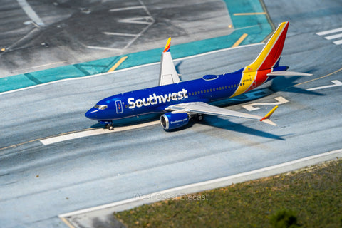 December Release NG Models Southwest Airlines Boeing 737 MAX 7 “Heart Livery” N7207Z