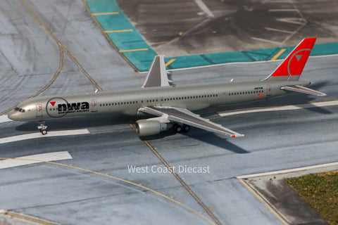 October 2025 Release Gemini Jets Northwest Airlines Boeing 757-300 "New Livery" N587NW