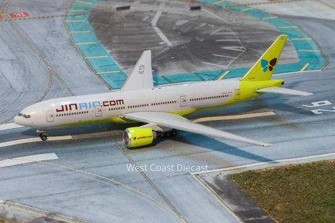 Phoenix Models Jin Air Boeing 777-200 HL7734