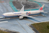 Phoenix Models China Airlines Boeing 777-300ER "60 Anniversary" B-18006