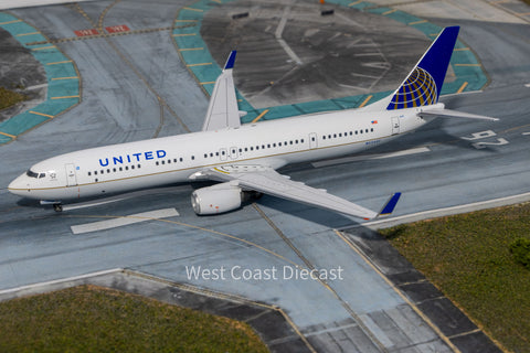 Inflight 200 United Airlines Boeing 737-900 “Merger Livery” N53442 - 1/200