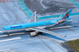 Phoenix Models Korean Airlines Airbus A330-300 "Rain's Coming" HL7551