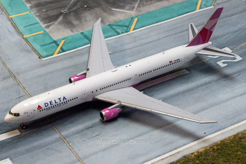 September Release Gemini Jets Delta Boeing 767-400ER “Breast Cancer” N845MH