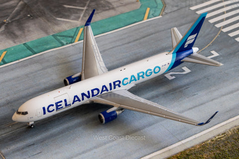 JC Wings Icelandair Cargo Boeing 767-300F/w TF-ISP