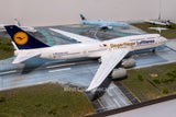 *CLEARANCE* SQ Wings Lufthansa Boeing 747-8 “Siegerflieger” D-ABYK - 1/200