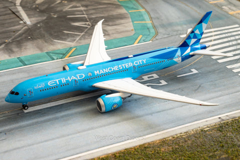 July Release AV400 Etihad Airways Boeing 787-9 Dreamliner “Manchester City Livery” A6-BND