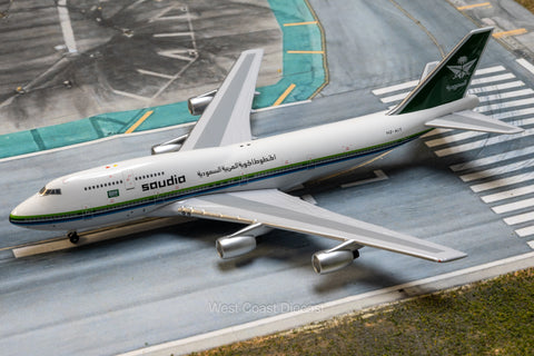 Big Bird Saudia Boeing 747-300 HZ-AIT