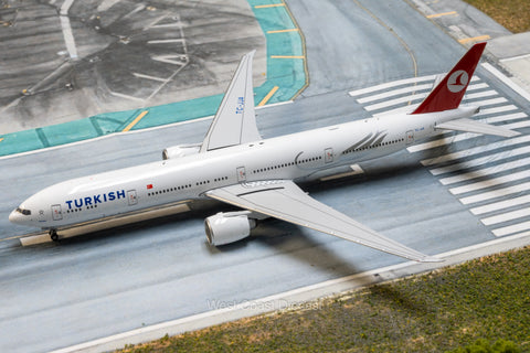 November Release NG Models Turkish Airlines Boeing 777-300ER "Old Livery" TC-JJA