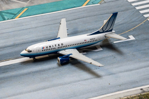 Gemini Jets United Airlines Boeing 737-500 "Tulip" N928UA