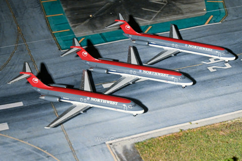 Seattle Model Aircraft Company Northwest Airlines Douglas DC-9 “Triple Bowling Shoe Pack” N401EA/N756NW/N606NW