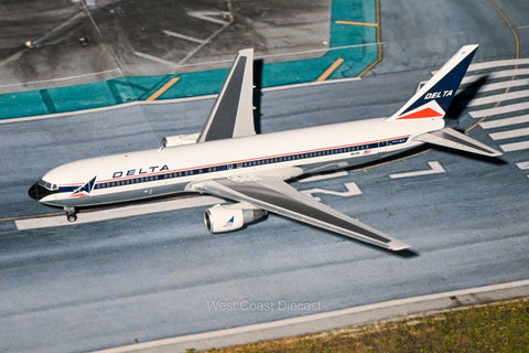 November Releases Phoenix Models Delta Boeing 767-300ER “Widget” N117DL