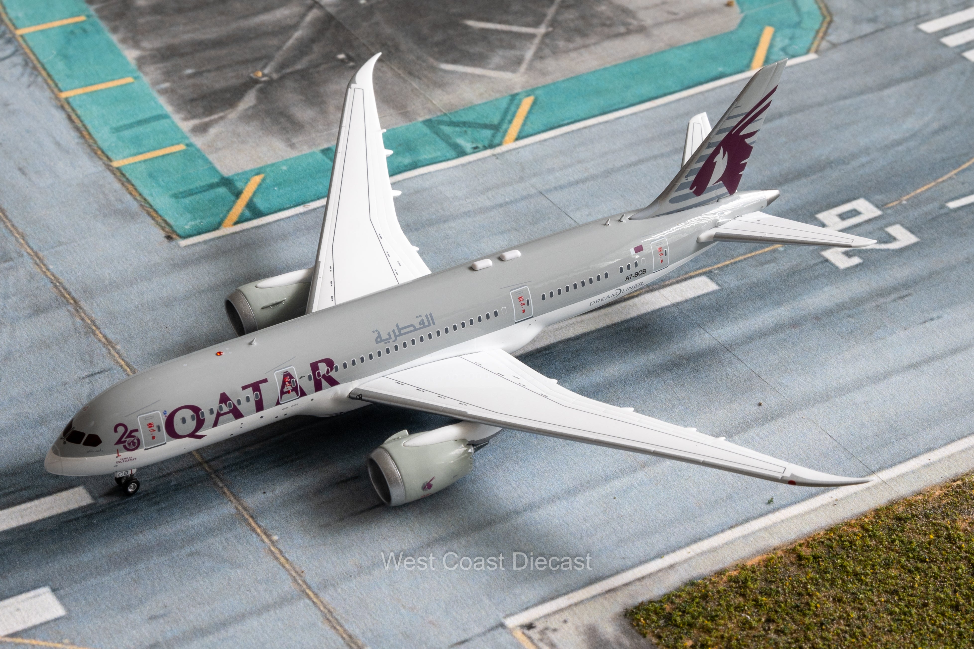 【非売品】カタール航空 787-8 1:200 DSC_6254_73e127dc-05ba-4ed4-