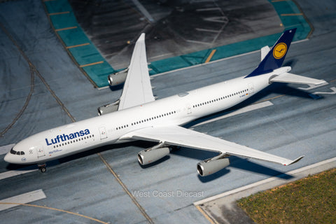 April Releases Phoenix Models Lufthansa Airbus A340-300 "Old Livery" D-AIGZ