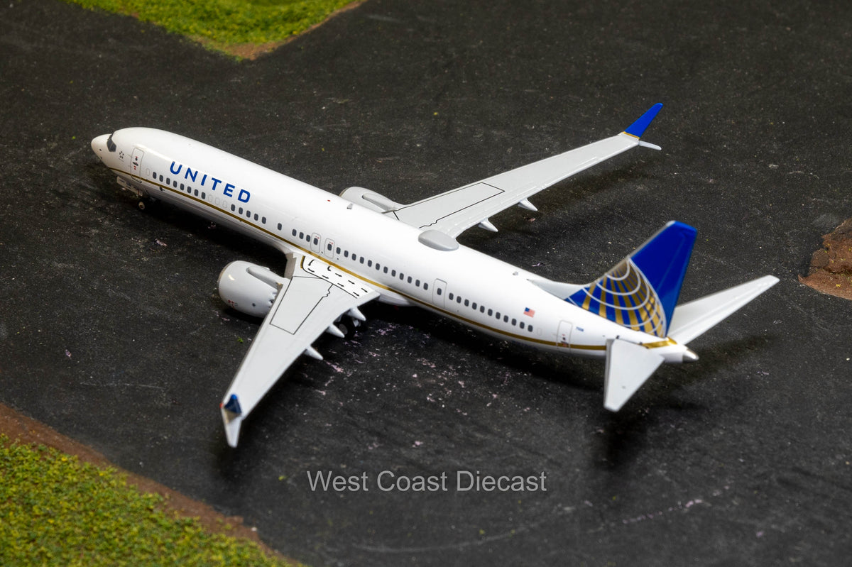 February Release NG Models United Airlines Boeing 737 MAX 9