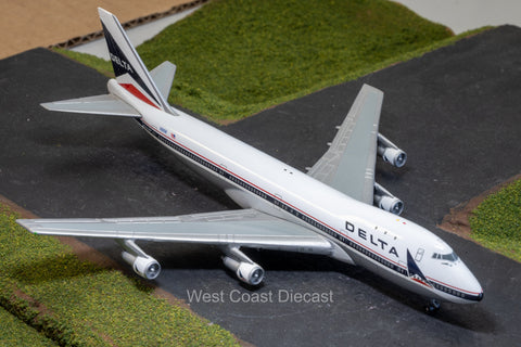 Gemini Jets Delta Boeing 747-100 “Widget” N9896