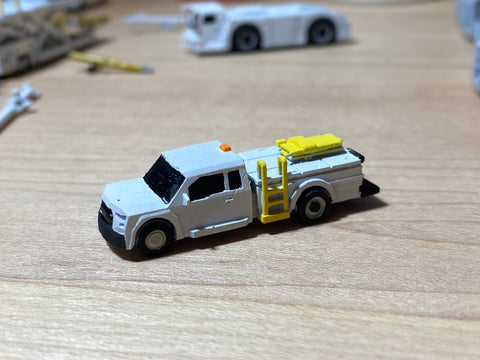 F-150 Style Lavatory Truck - 1/200