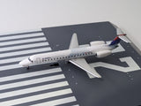 *CONSIGNMENT Model* Gemini Jets Delta Connection Embraer ERJ-145 “Colours In Motion” N568RP