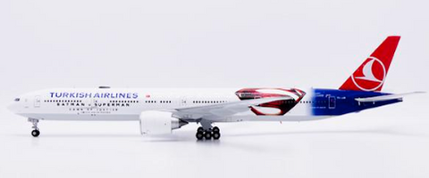JC ウィングス エバー航空 エアバス A321-200 B-16221 - 1/200 – West