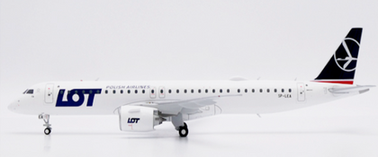 August 2026 Release JC Wings LOT Polish Airlines Embraer E195-E2 SP-LEA - 1/200 -  Pre Order