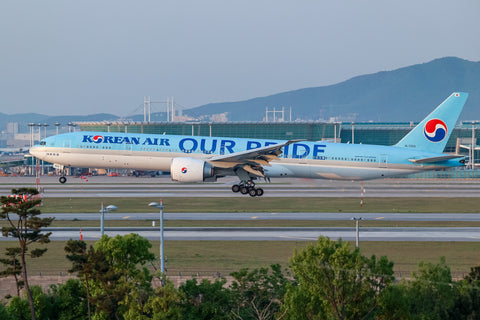*FUTURE RELEASE* Phoenix Models Korean Air Boeing 777-300ER "We Are Pride" HL7203 - Pre Order