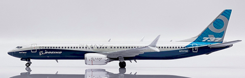 Febuary Release JC Wings Boeing House Color 737 MAX 9 N7379E - Pre Order