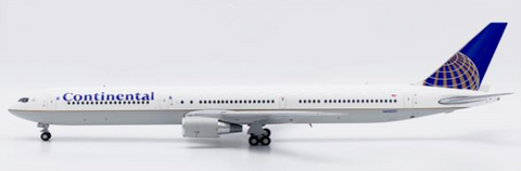 July 2025 Release JC Wings Continental Airlines Boeing 767-400ER "Skyteam logo" N66051 - 1/200 - Pre Order