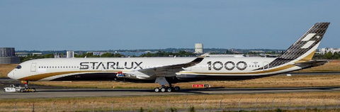 Future Release JC Wings Starlux Airlines Airbus A350-1000XWB "Carbon Fiber" B-58551 - Pre Order