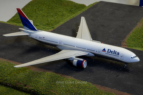 Gemini Jets Delta Boeing 777-200ER “Colours In Motion” N863DA
