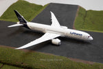 NG Models Lufthansa Boeing 787-9 Dreamliner “New Livery” D-ABPA